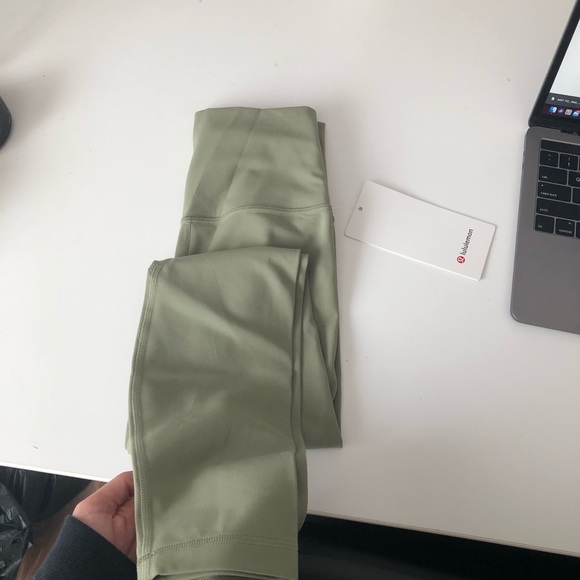NWT Lululemon Align Leggings 25” - Picture 3 of 4